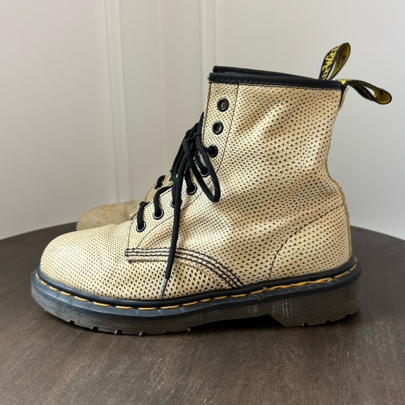 Dr Martens 1460 - Size 8 (UK 6) - Beige Snakeskin - Vintage - Made in England - Picture 7 of 11
